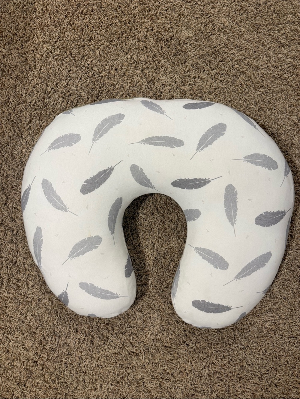 Boppy Pillow and Pig Pig Boppy Cover For Babies/Mother/Nursing